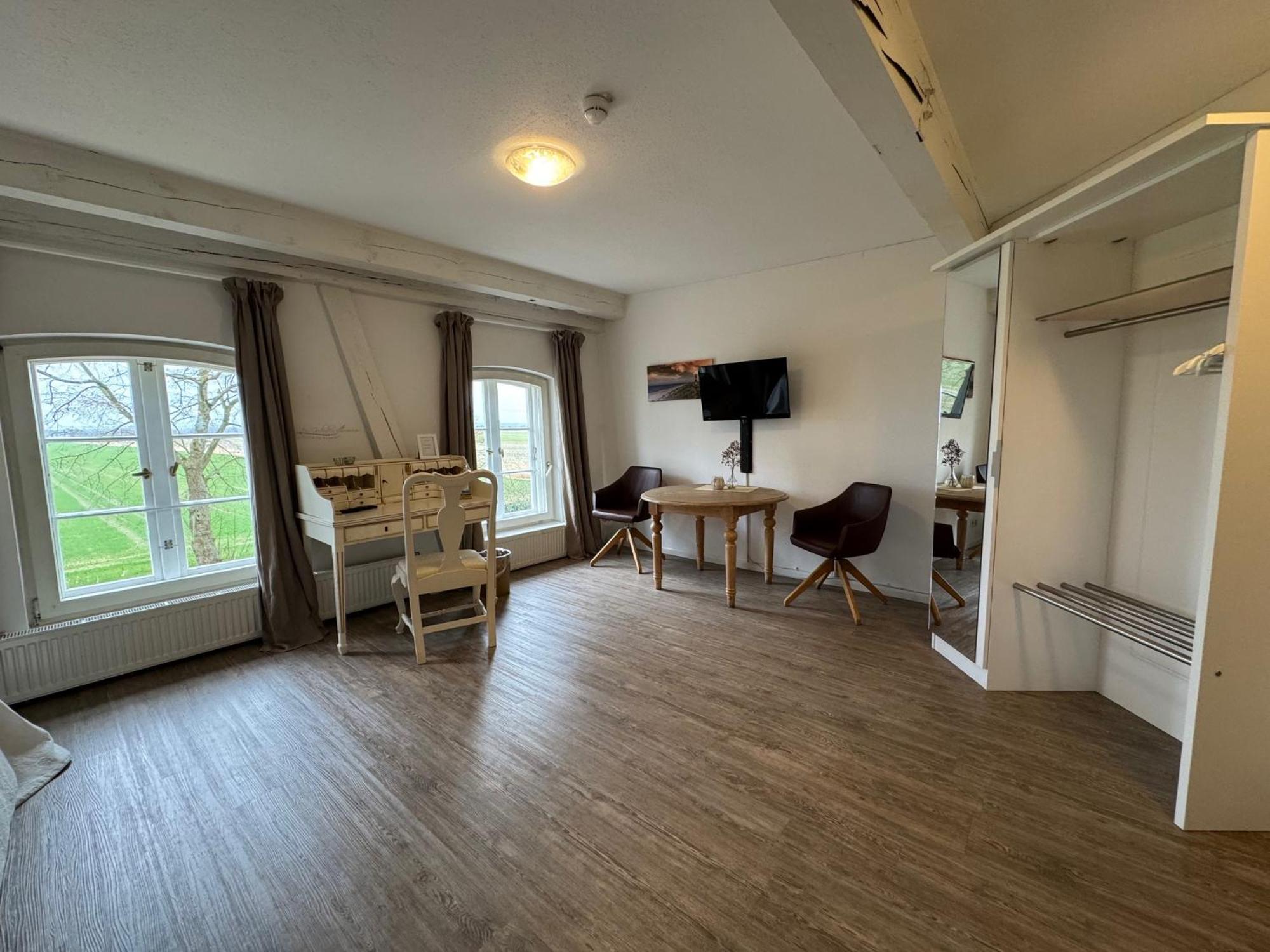 Landsitzhotel Und Seminarium Peterhof Hodorf 외부 사진