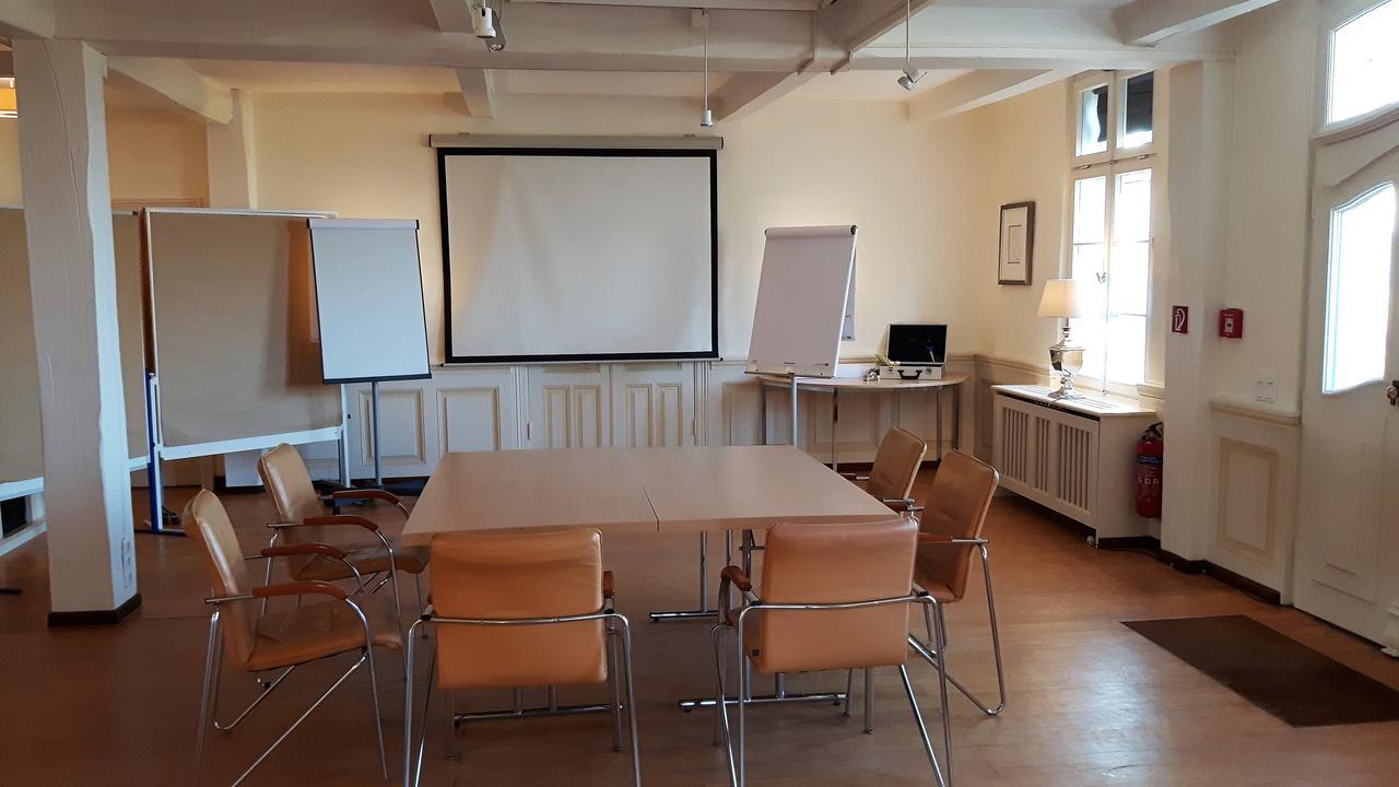 Landsitzhotel Und Seminarium Peterhof Hodorf 외부 사진