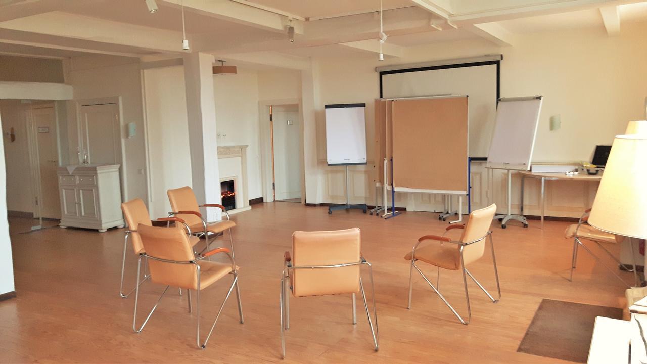 Landsitzhotel Und Seminarium Peterhof Hodorf 외부 사진